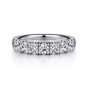 Classic Women's Jewelry