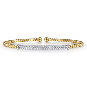 Bujukan Bracelets Holiday