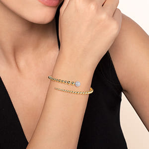 Bujukan Bracelets Holiday