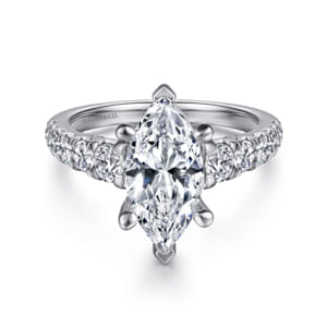  Selena Gomez Marquise Cut