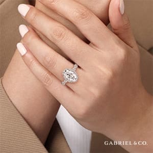 Engagement Ring Styles That Will Never Go Out of Style Engagement Ring Styles