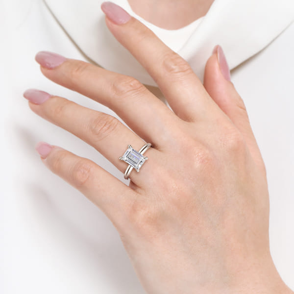 Kim Kardashian Engagement Ring Kim Kardashian Engagement Ring