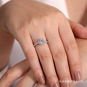 Engagement Ring Styles That Will Never Go Out of Style Engagement Ring Styles