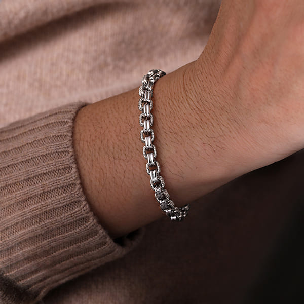 Valentine's Day Gifts for Your Husband
