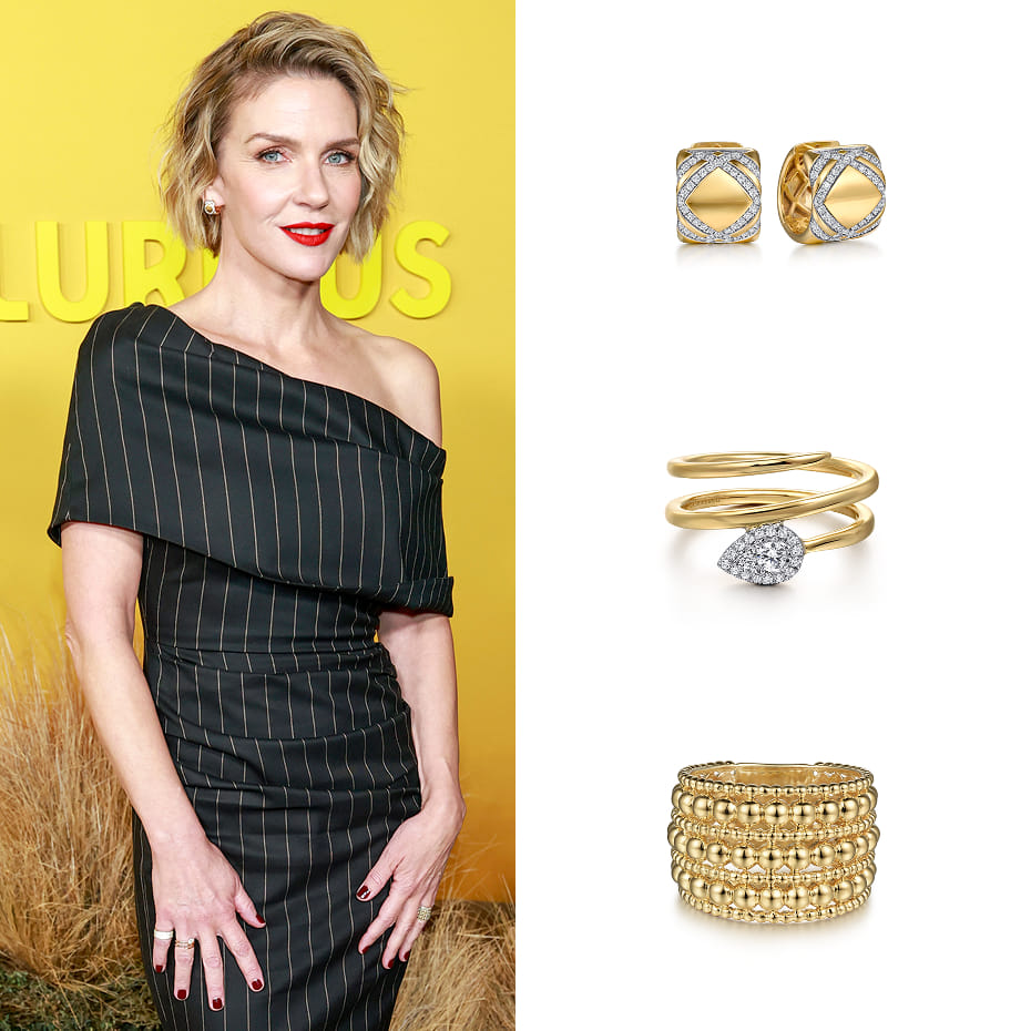 Rhea Seehorn attended the world premiere of Apple TV+’s Pluribus in Los Angeles, wearing Gabriel & Co. diamond huggie earrings and rings in yellow and white gold.