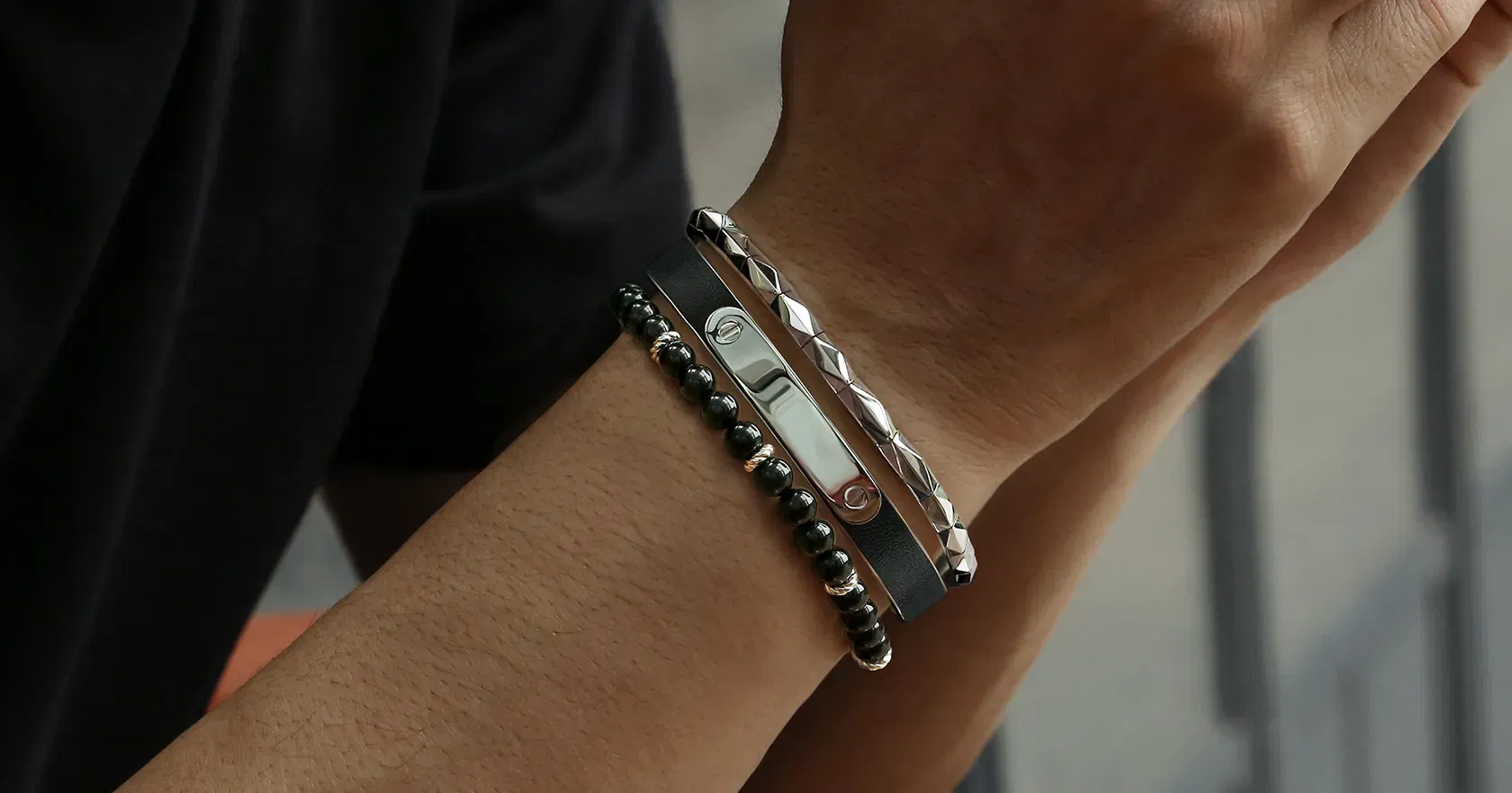10 Most Stylish Gold Bracelet Designs for Men