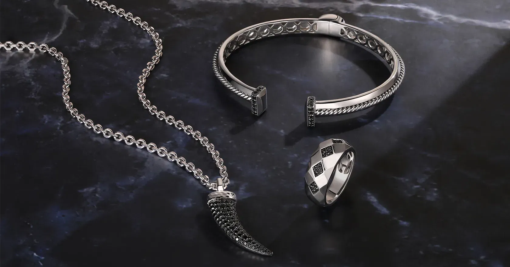 Top 5 Men's Jewelry Trends to Embrace This Season