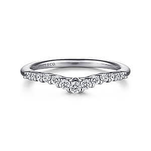 Curved Wedding Bands - Bringing Together Style and Versatility