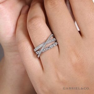 How to Clean Jewelry