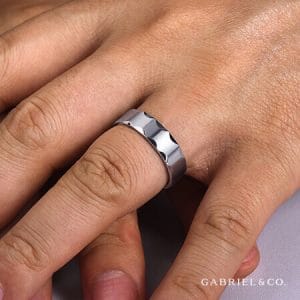 Men's Wedding Band