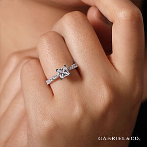 Popular Diamond Shapes for Engagement Rings