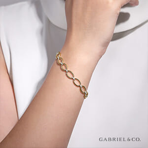 Fine Jewelry Designs for Work