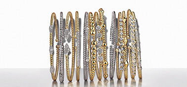 Deconstructing The Art of Stacking Bracelets – By the Experts