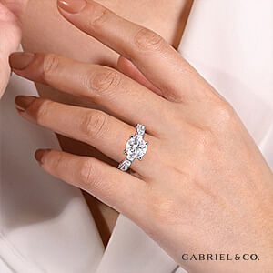 3-Carat Diamond Engagement Rings – Are They Big Enough?