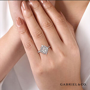 How To Stack Rings Like a Style Connoisseur? - Gabriel & Co.