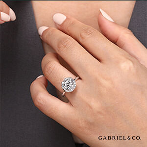 How To Stack Rings Like a Style Connoisseur? - Gabriel & Co.