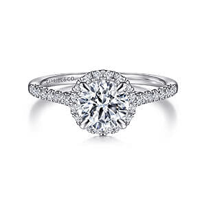 Round Cut Engagement Rings
