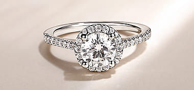 What is the Average Engagement Ring Cost at Gabriel & Co.?