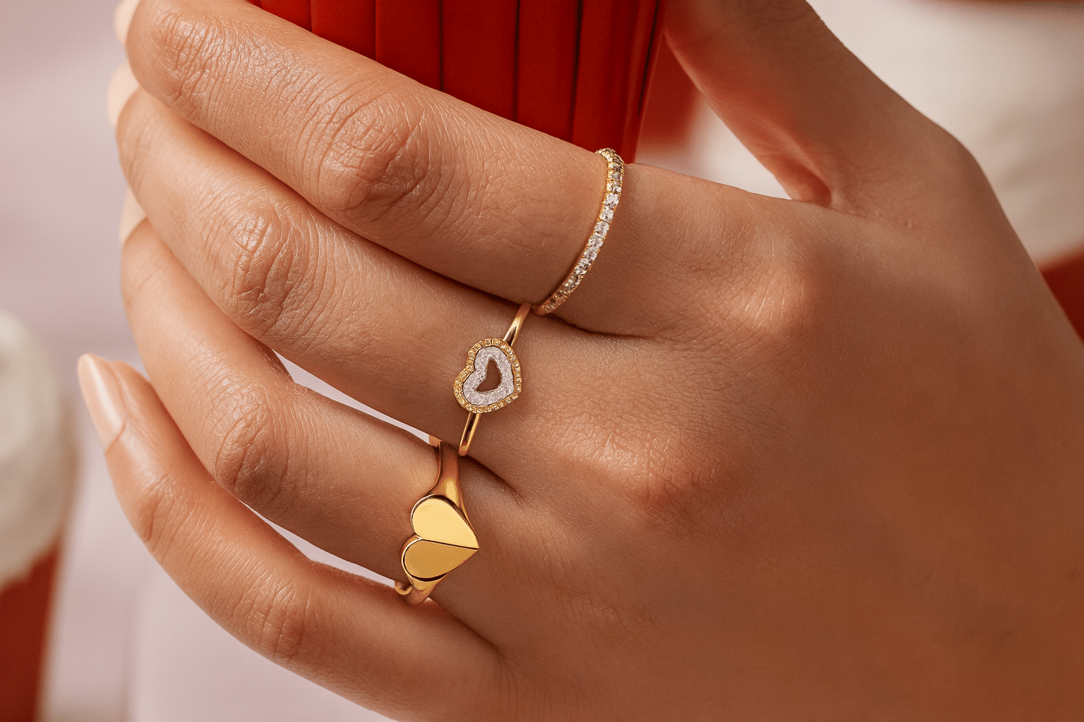 What Finger Does a Promise Ring Go On?