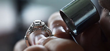 How to Tell if Gold Jewelry is Real