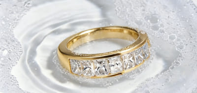 How to Clean Wedding Ring