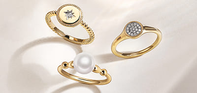 What Finger Does a Promise Ring Go On