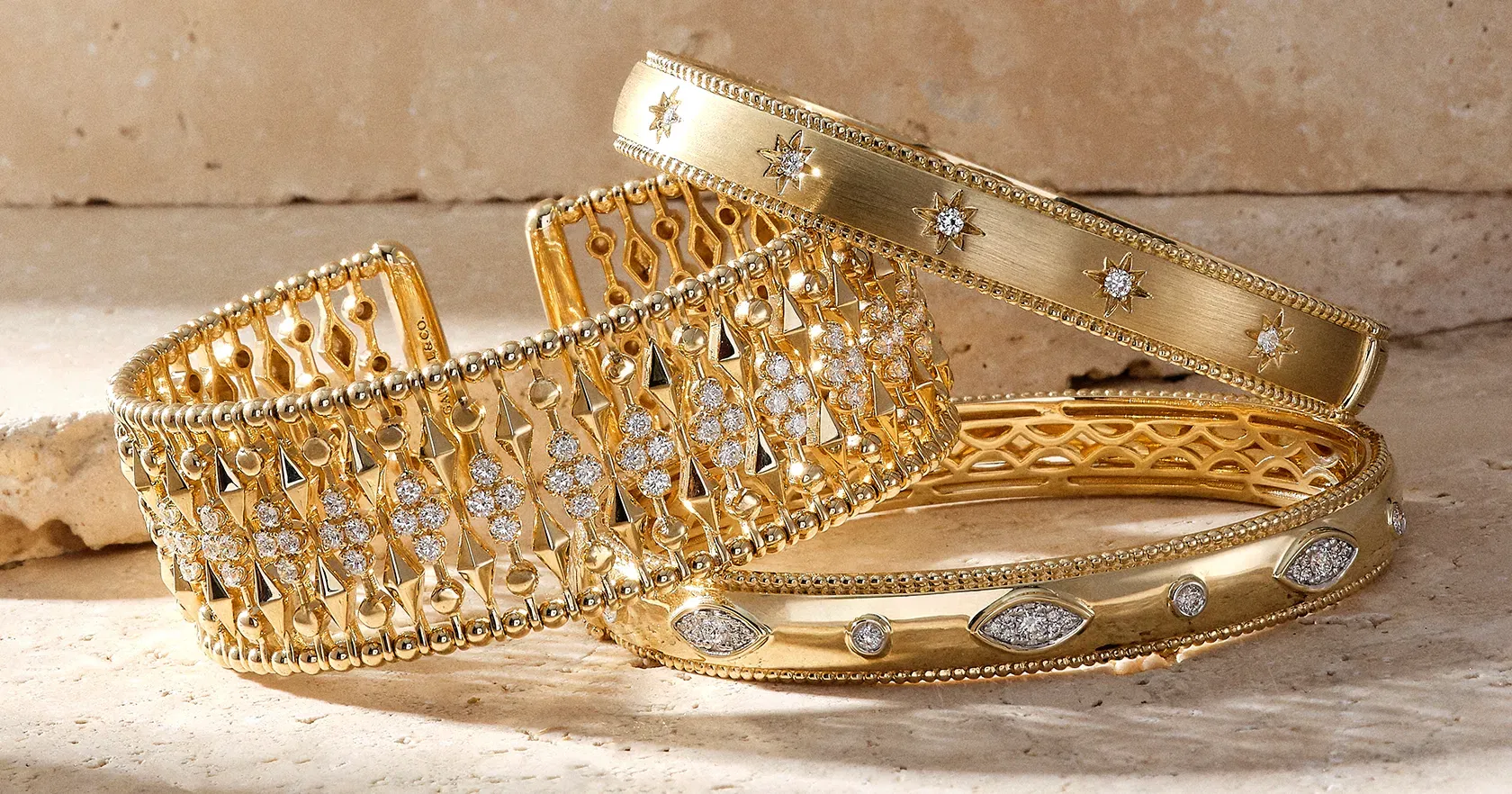 What Is a Bangle Bracelet?