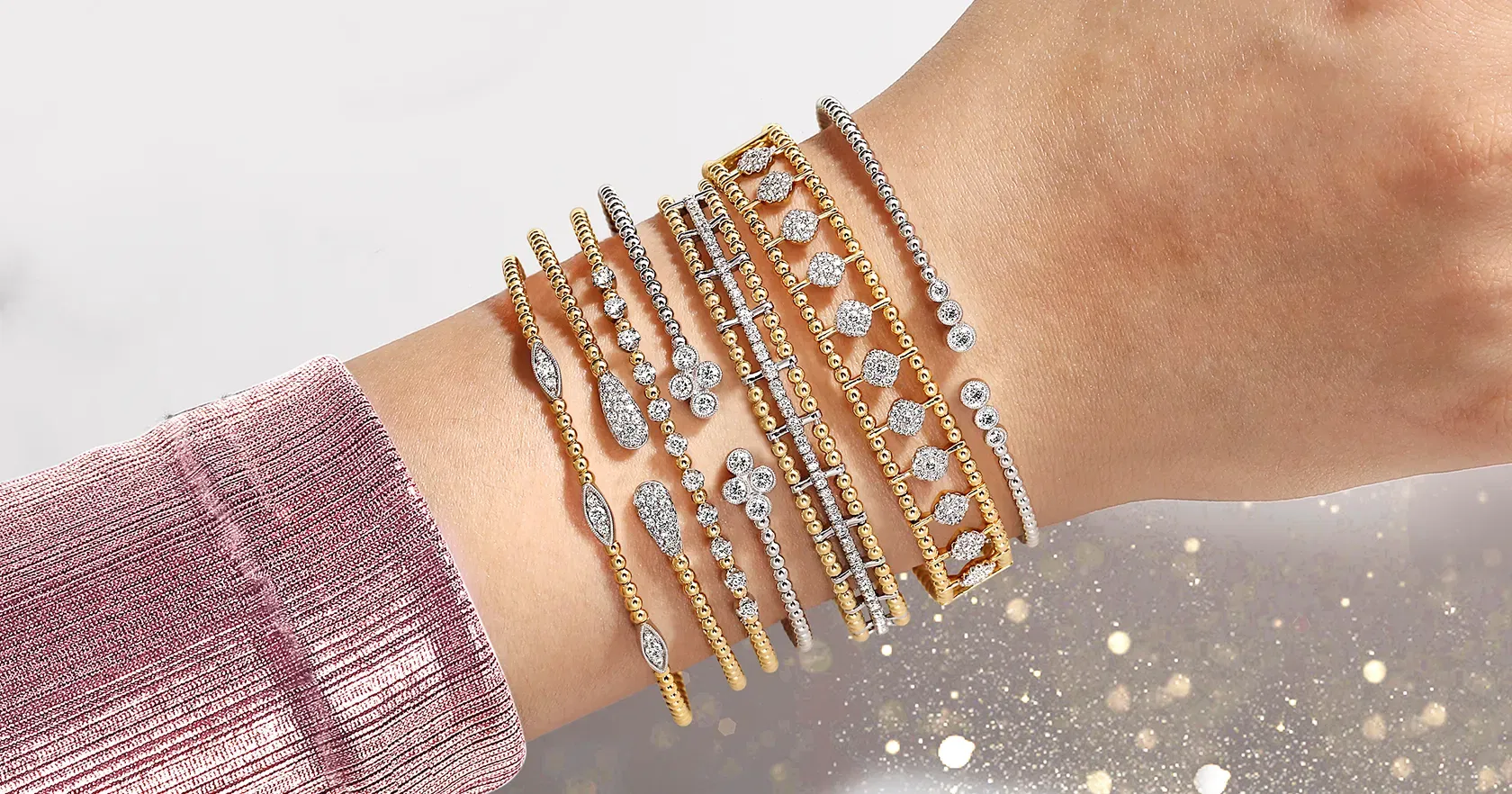 What Are the Different Bracelet Designs for Women?