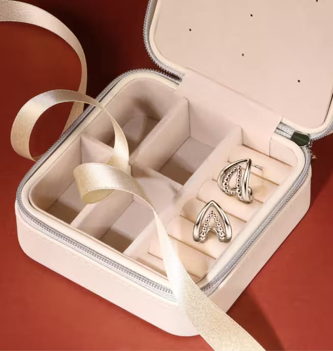 Complimentary Gift 2025