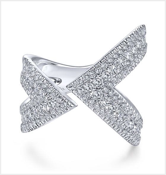 White Gold Diamond Ladies' Ring